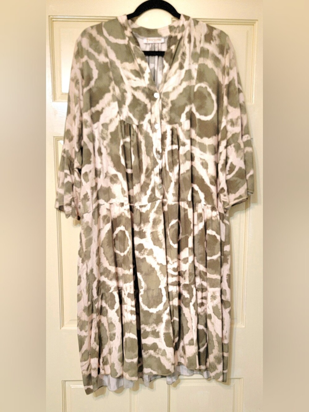 Look How Cute!! Olive & Cream Abstract Print Womenโs Tunic Dress- Karamei Italy